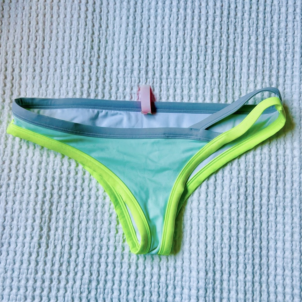VS bikini bottom